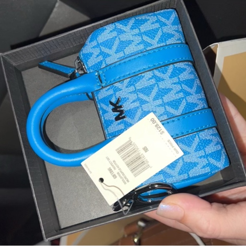 Michael Kors Mini Wallet
